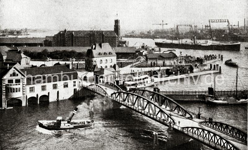 0238_84_141 Ein Schlepper hat gerade die Niederbaumbrücke unterfahren. | Binnenhafen - historisches Hafenbecken in der Hamburger Altstadt.